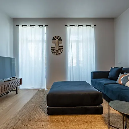 Nomads Lux - 1bdr Almada Cool Apartment