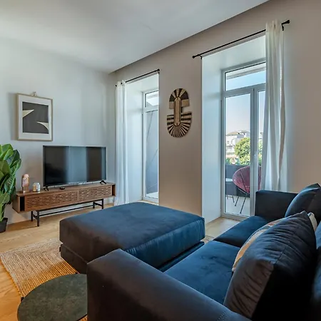 Nomads Lux - 1bdr Almada Cool *