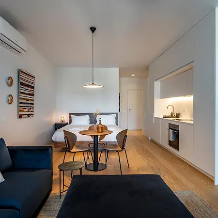 Apartment Nomads Lux - 1bdr Almada Cool